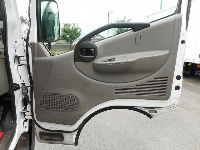 アトラストラック 　★Ｗキャブ★４ＷＤ★パワーゲート６００ｋｇ★荷台内寸約：Ｌ２０１×Ｗ１６０×Ｈ３７（15枚目）