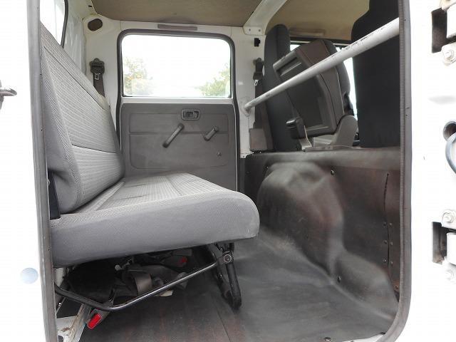 アトラストラック 　★Ｗキャブ★４ＷＤ★パワーゲート６００ｋｇ★荷台内寸約：Ｌ２０１×Ｗ１６０×Ｈ３７（16枚目）
