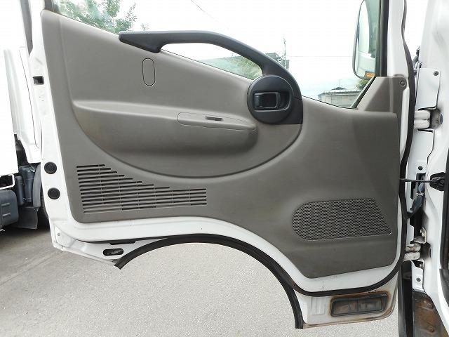 アトラストラック 　★Ｗキャブ★４ＷＤ★パワーゲート６００ｋｇ★荷台内寸約：Ｌ２０１×Ｗ１６０×Ｈ３７（20枚目）