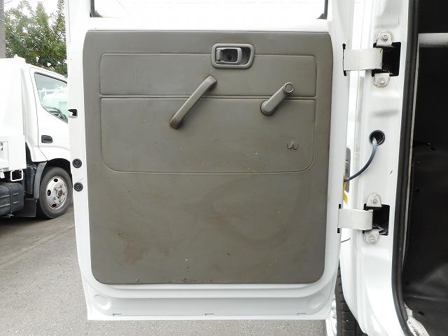アトラストラック 　★Ｗキャブ★４ＷＤ★パワーゲート６００ｋｇ★荷台内寸約：Ｌ２０１×Ｗ１６０×Ｈ３７（22枚目）