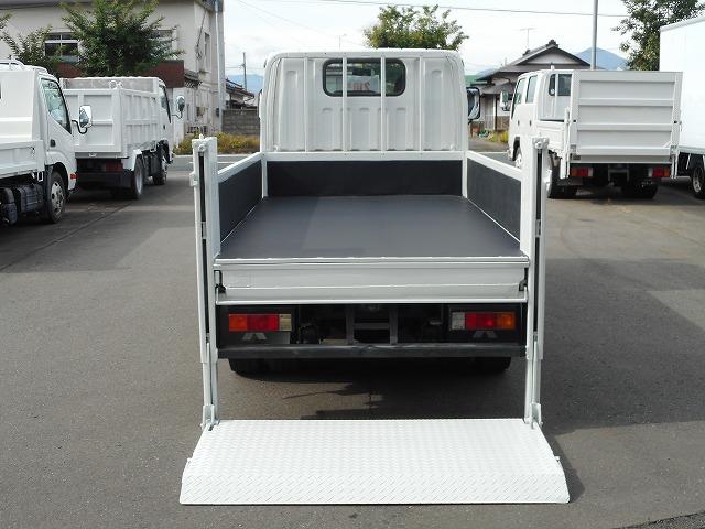 キャンター 　★平★４ＷＤ★２トン★パワーゲート６００キロ★荷台内寸約：Ｌ３０６×Ｗ１６１×Ｈ３６（9枚目）
