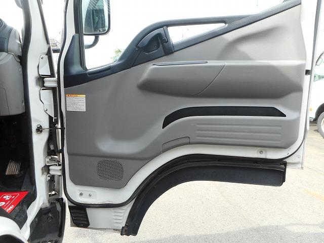 キャンター 　★平★４ＷＤ★２トン★パワーゲート６００キロ★荷台内寸約：Ｌ３０６×Ｗ１６１×Ｈ３６（14枚目）