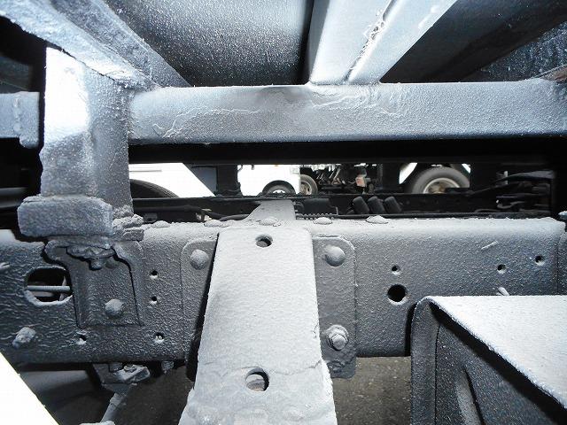 キャンターガッツ 全低床SA ★平★4WD★1.4トン★シングルタイヤ★荷台内寸:L308×W160×H38(20枚目)