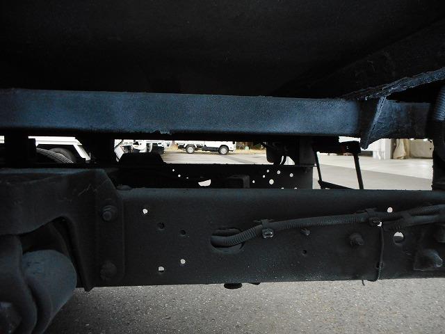 キャンターガッツ 全低床SA ★平★4WD★1.4トン★シングルタイヤ★荷台内寸:L308×W160×H38(28枚目)