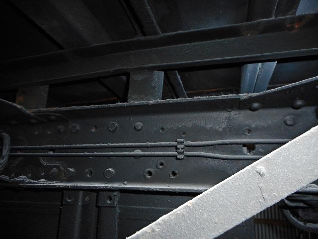 キャンターガッツ 全低床SA ★平★4WD★1.4トン★シングルタイヤ★荷台内寸:L308×W160×H38(35枚目)