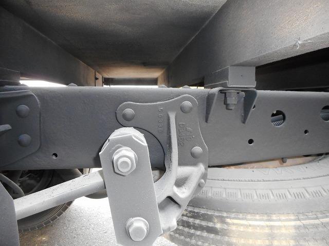 エルフトラック ロングフルフラットロー　★平★４ＷＤ★パワーゲート８００★２トンベース★荷台内寸約：Ｌ４３５×Ｗ１７７×Ｈ３８（28枚目）