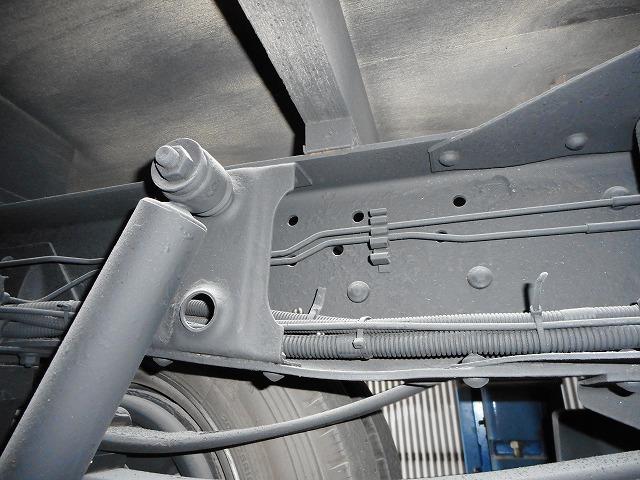 エルフトラック ロングフルフラットロー　★平★４ＷＤ★パワーゲート８００★２トンベース★荷台内寸約：Ｌ４３５×Ｗ１７７×Ｈ３８（35枚目）