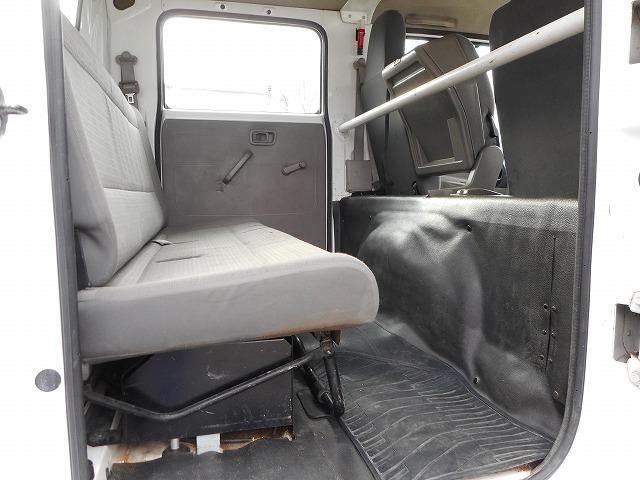 アトラストラック 　★Ｗキャブ★４ＷＤ★パワーゲート６００★荷台内寸約：Ｌ２０７×Ｗ１６０×Ｈ３８（16枚目）