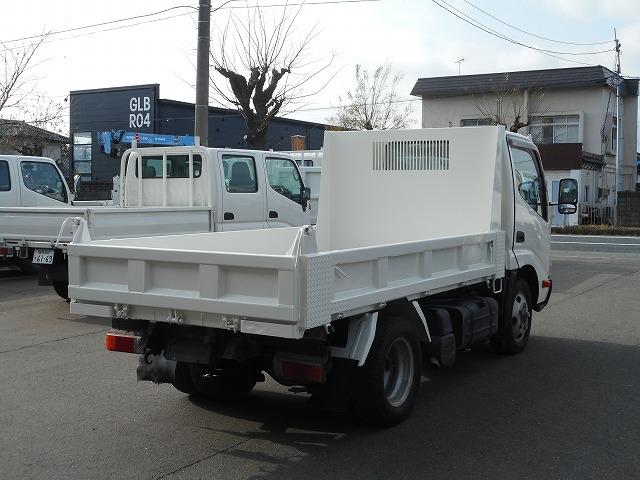 デュトロ ダンプ ★4WD★低床★2トン★荷台内寸約:L304×W159×H32(7枚目)