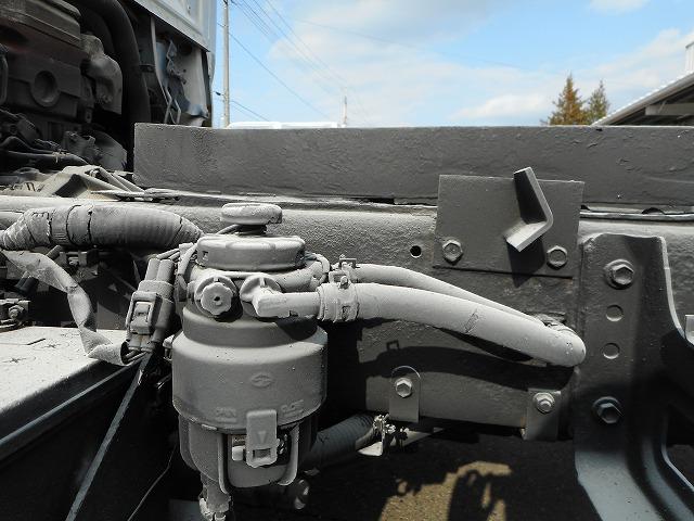 デュトロ ダンプ ★4WD★低床★2トン★荷台内寸約:L304×W159×H32(27枚目)