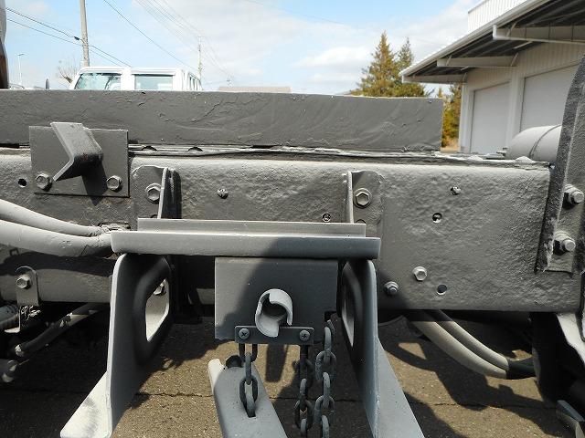 デュトロ ダンプ ★4WD★低床★2トン★荷台内寸約:L304×W159×H32(28枚目)