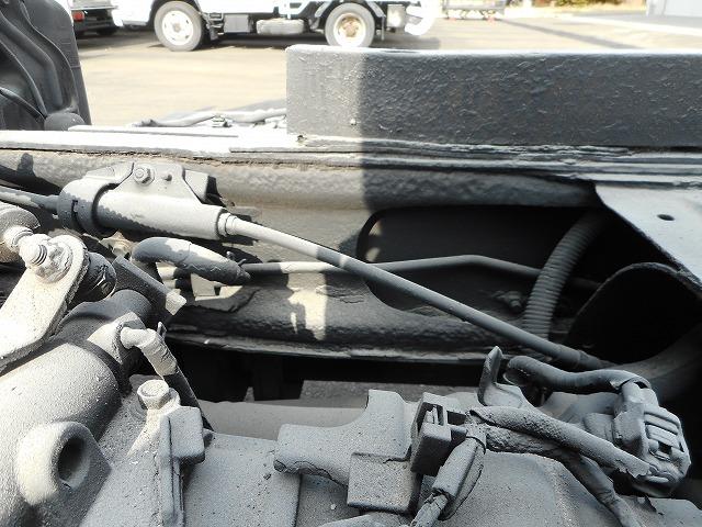 デュトロ ダンプ ★4WD★低床★2トン★荷台内寸約:L304×W159×H32(31枚目)