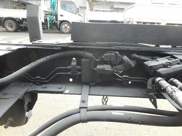 デュトロ ダンプ ★4WD★低床★2トン★荷台内寸約:L304×W159×H32(36枚目)