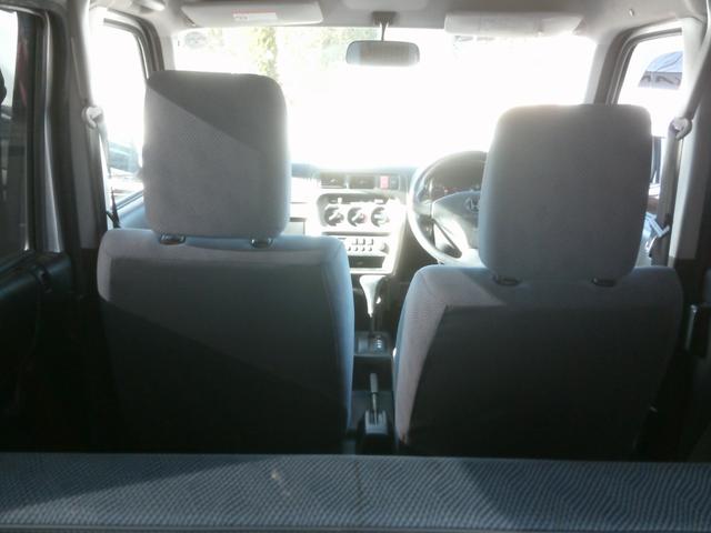 アクティバン ＳＤＸ　４ＷＤ　走行１２５６５５キロ　オートマ車　エアコンパワステ付き　パワーウインドウ　両側スライドドア　キーレス付き　プライバシーガラス（6枚目）