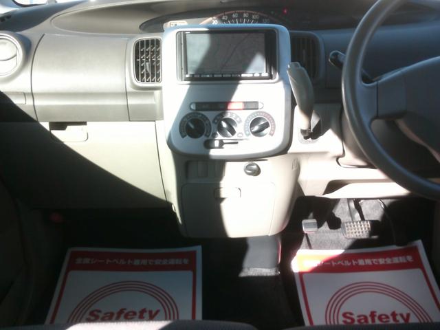タント Ｌ　走行９１５４９キロ　衝突安全ボディー盗難防止付き　運転席助手席エアバック　ＡＢＳブレーキ　ナビテレビバック　キーレス付き　ベンチシート　５ドア４人乗り　４速オートマ車　プライバシーガラス（4枚目）