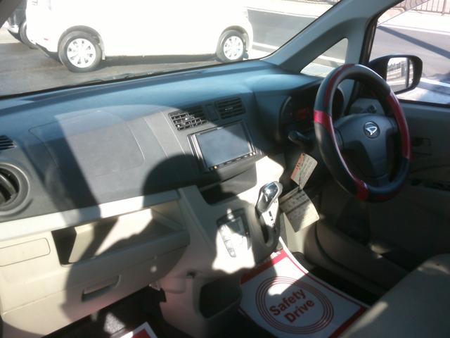 ムーヴ Ｘ　ＳＡ　走行７８８００キロ　アイドリングストップ　スマートキー　ＡＢＳ’ＥＳＣ　衝突被害軽減システム　衝突安全ボディー盗難防止付き　ベンチシートフルフラット　５ドア４人乗り　プライバシーガラス基本装備フル装備（5枚目）