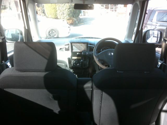 ルークス ハイウェイスター　スマートキー　ＨＩＤライト　衝突安全ボディー盗難防止付き　運転席助手席エアバック　ＡＢＳブレーキ　ベンチシートフルフラット　両側スライドドア左パワースライドドア　ナビ付　ベンチシートフルフラット（6枚目）