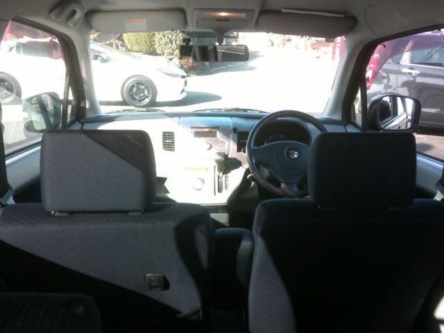 ワゴンＲ ＦＸリミテッド　ベンチシートフルフラット　衝突安全ボディー盗難防止付き　運転席助手席エアバック　ＡＢＳブレーキ　プライバシーガラス　５ドア４人乗り　アルミホイール付　基本装備フル装備（6枚目）