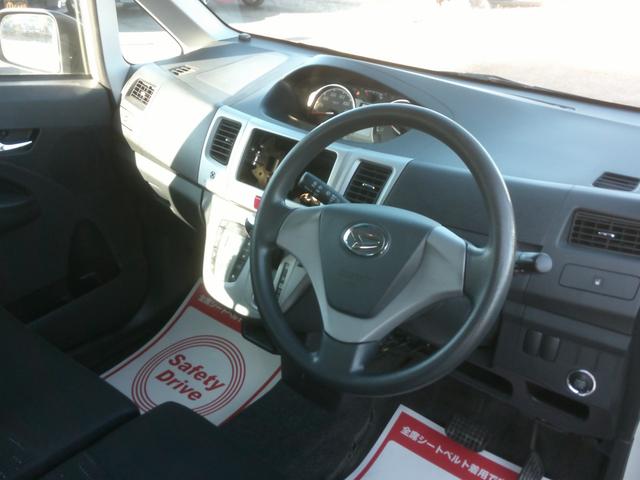 ムーヴ カスタム　Ｘリミテッド　クリスマスセール☆４ＷＤ　走行１３５３２０キロ　ＨＩＤライト　スマートキー　衝突安全ボディー盗難防止付き　ＡＢＳブレーキ　運転席助手席エアバック　寒冷地仕様　プライバシーガラス　基本装備フル装備（3枚目）