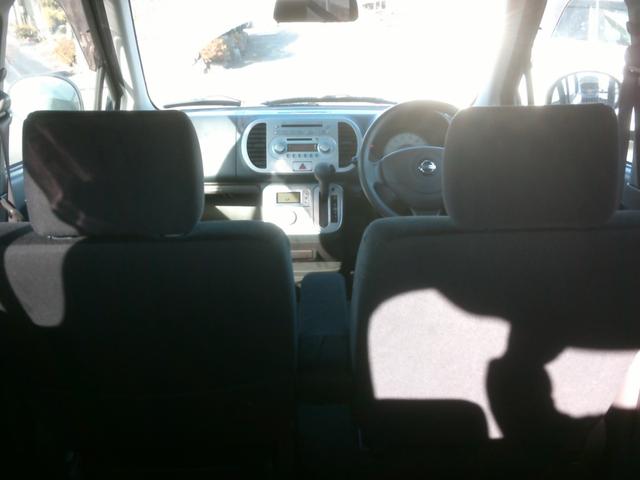 モコ Ｅ　ＦＯＵＲ　ショコラティエセレクション　４ＷＤ　スマートキー　バックカメラ　純正オーディオ付き　シートヒーター　ベンチシートフルフラット　衝突安全ボディー盗難防止付き　プライバシーガラス　基本装備フル装備（6枚目）