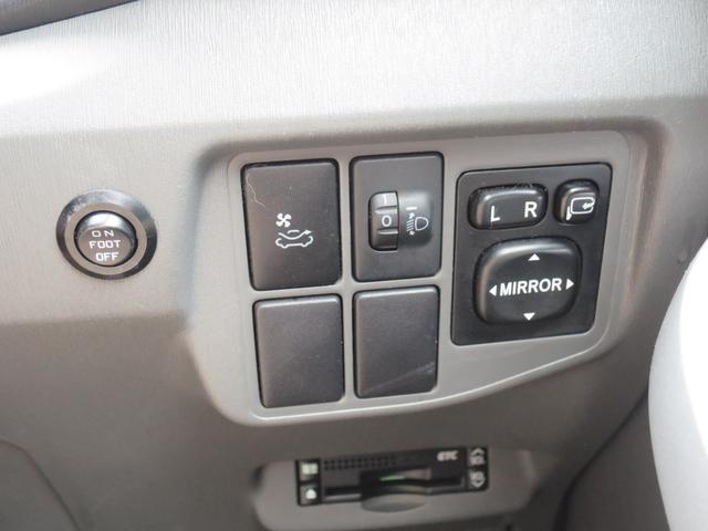 プリウス G ナビ・Bカメラ・ETC・サンルーフ・ローダウン(13枚目)