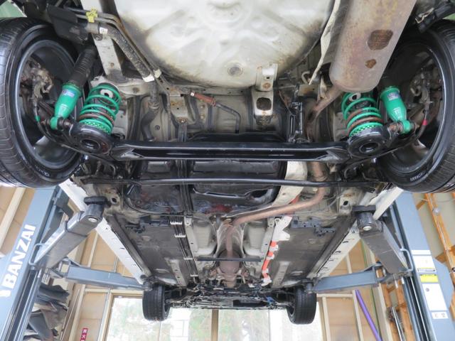 プリウス G ナビ・Bカメラ・ETC・サンルーフ・ローダウン(20枚目)