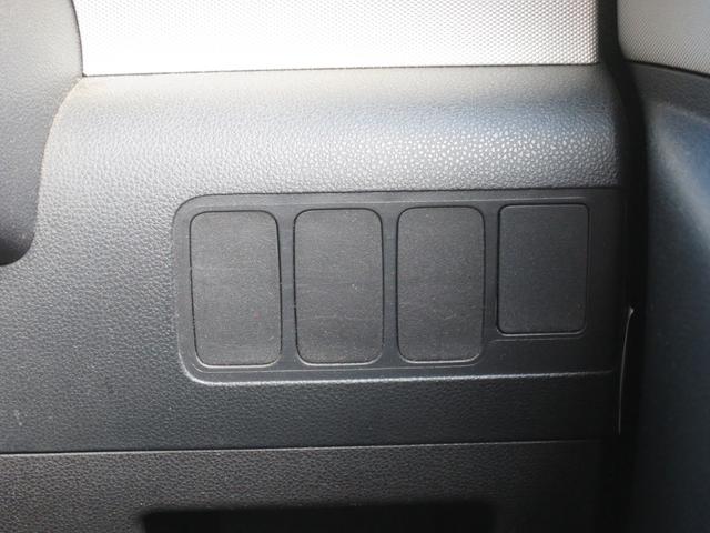 ムーヴコンテ カスタム　Ｘ　４ＷＤ・走６２０００・キーレス（13枚目）