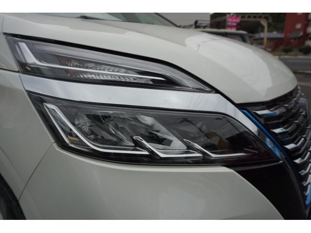 セレナ e-パワー ハイウェイスターV プロパイロット 両側パワースライド 後席モニター 純正大型ナビ アラウンドビューモニター シートヒーター&ステアリングヒーター ハンズフリースライドドア インナーミラー 禁煙車 1年保証・整備付(9枚目)