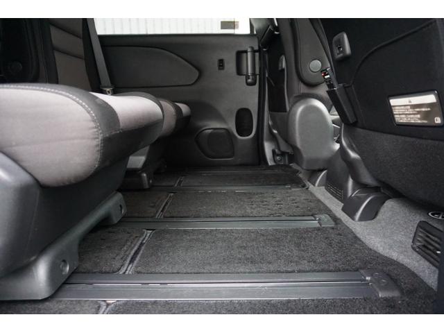 セレナ e-パワー ハイウェイスターV プロパイロット 両側パワースライド 後席モニター 純正大型ナビ アラウンドビューモニター シートヒーター&ステアリングヒーター ハンズフリースライドドア インナーミラー 禁煙車 1年保証・整備付(45枚目)