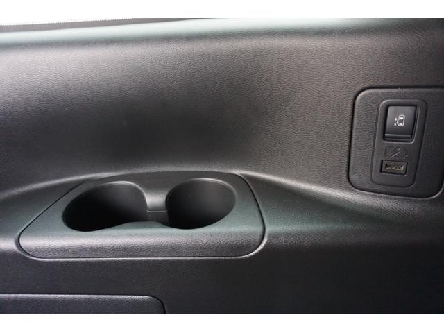 セレナ e-パワー ハイウェイスターV プロパイロット 両側パワースライド 後席モニター 純正大型ナビ アラウンドビューモニター シートヒーター&ステアリングヒーター ハンズフリースライドドア インナーミラー 禁煙車 1年保証・整備付(55枚目)