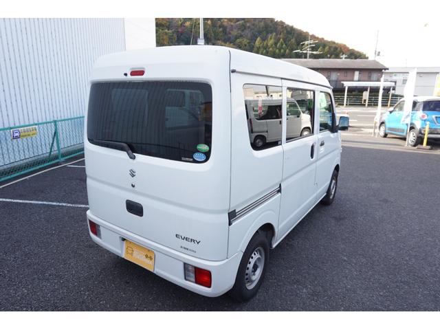 エブリイ ＰＣ　４ＷＤ　ハイルーフ　切り替え４ＷＤ　２ｎｄ発進　ナビ　バックカメラ　ＥＴＣ　５ＡＧＳ　パワーウインドウ　キーレス　１７型　オーバーヘッドコンソール　禁煙車　１年保証・整備付（10枚目）