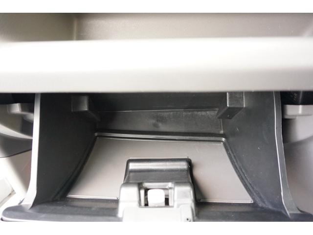 エブリイ ＰＣ　４ＷＤ　ハイルーフ　切り替え４ＷＤ　２ｎｄ発進　ナビ　バックカメラ　ＥＴＣ　５ＡＧＳ　パワーウインドウ　キーレス　１７型　オーバーヘッドコンソール　禁煙車　１年保証・整備付（27枚目）