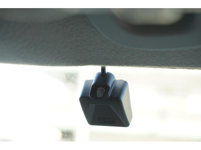 エブリイ ＰＣ　４ＷＤ　ハイルーフ　切り替え４ＷＤ　２ｎｄ発進　ナビ　バックカメラ　ＥＴＣ　５ＡＧＳ　パワーウインドウ　キーレス　１７型　オーバーヘッドコンソール　禁煙車　１年保証・整備付（41枚目）