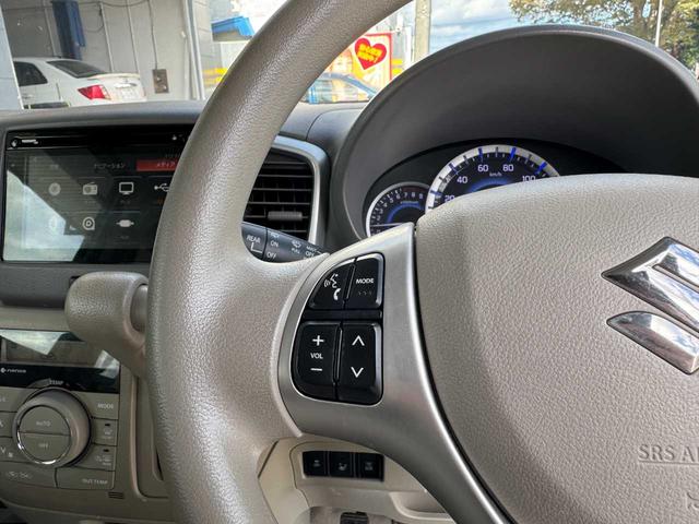 スペーシア Ｘ　４ＷＤ　ナビ　ＴＶ　　Ｂｌｕｅｔｏｏｔｈ機能　全周囲カメラ　バックカメラ　ドライブレコーダー　衝突被害軽減ブレーキ　横滑り防止装置　レーンキープアシスト　片側電動スライド　オートライト　シートヒーター（11枚目）