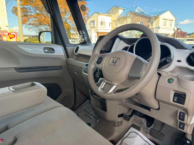 N-BOX G・Lパッケージ 4WD 2トーンカラー ナビ バックカメラ TV ETC 片側電動スライドドア シートヒーター 横滑り防止装置 プッシュスタート スマートキー(20枚目)