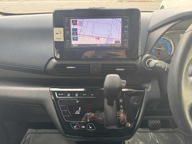 デイズ ハイウェイスター Gターボ 4WD ルーフ&ミラーツートン TV Bluetooth 全周囲カメラ ステアリングリモコン オートライト 衝突被害軽減ブレーキ 横滑り防止装置(7枚目)