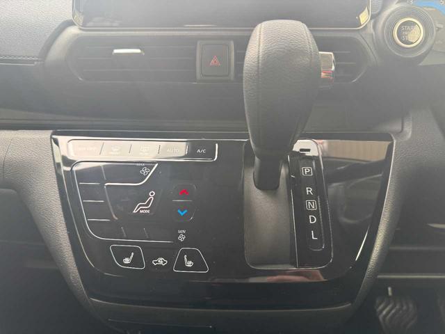 デイズ ハイウェイスター Gターボ 4WD ルーフ&ミラーツートン TV Bluetooth 全周囲カメラ ステアリングリモコン オートライト 衝突被害軽減ブレーキ 横滑り防止装置(9枚目)