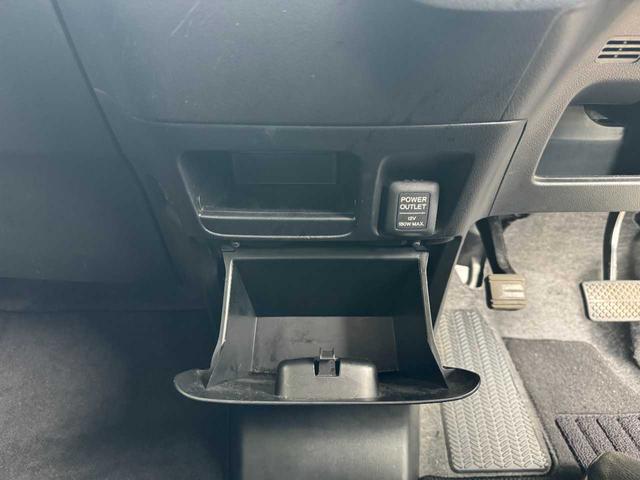 N-BOXカスタム G・ターボパッケージ 4WD 両側電動スライドドア ナビ Bluetooth機能 全周囲カメラ アイドリングストップ ステアリングリモコン ETC オートライト(20枚目)