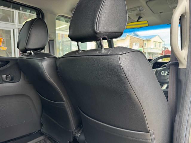 N-BOXカスタム G・ターボパッケージ 4WD 両側電動スライドドア ナビ Bluetooth機能 全周囲カメラ アイドリングストップ ステアリングリモコン ETC オートライト(28枚目)