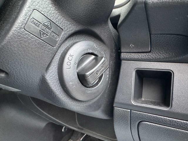 ノート 15X キーレス ドラレコ ディスプレイオーディオ ユーザー買取車(9枚目)