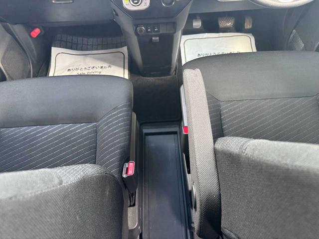 タンク G 4WD 両側電動スライドドア ナビ TV Bluetooth バックカメラ エンジンスターター 衝突被害軽減ブレーキ 障害物センサー クルーズコントロール シートヒータ ユーザー買取車 ワンオーナー(31枚目)