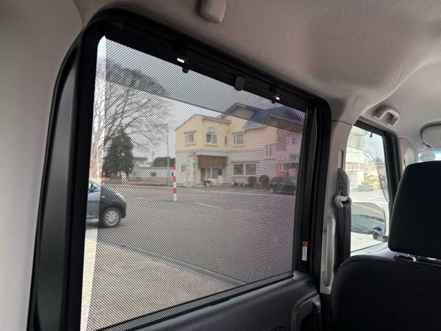 スペーシアカスタム ＴＳ　４ＷＤ　ターボ　両側電動スライドドア　スマートキー　プッシュスタート　ＥＴＣ　アイドリングストップ　オートライト（19枚目）