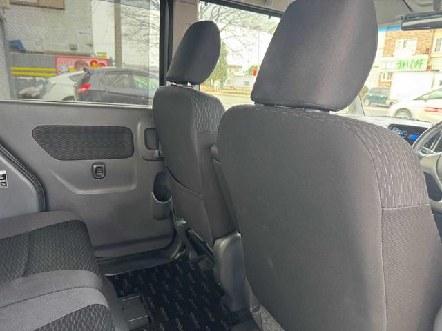 スペーシアカスタム ＴＳ　４ＷＤ　ターボ　両側電動スライドドア　スマートキー　プッシュスタート　ＥＴＣ　アイドリングストップ　オートライト（27枚目）