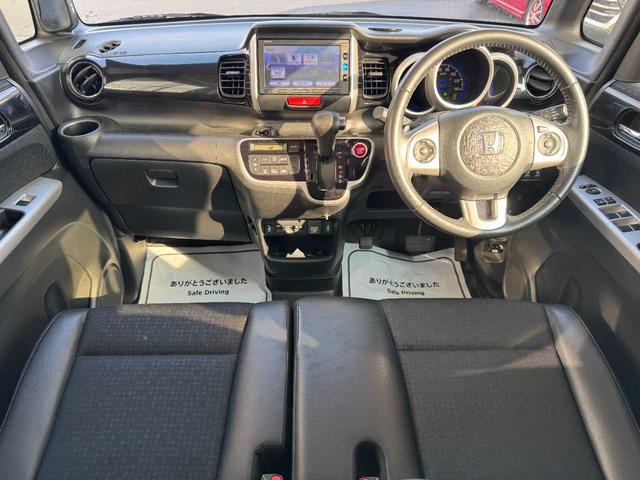 N-BOXカスタム G・ターボLパッケージ 4WD ナビ バックカメラ Bluetooth機能 両側電動スライドドア マニュアルモード パドルシフト クルーズコントロール ステアリングリモコン 横滑り防止装置 オートライト ETC(5枚目)