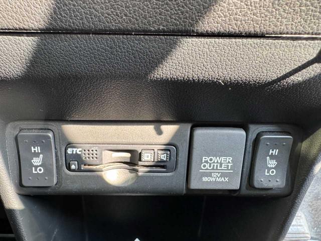 N-BOXカスタム G・ターボLパッケージ 4WD ナビ バックカメラ Bluetooth機能 両側電動スライドドア マニュアルモード パドルシフト クルーズコントロール ステアリングリモコン 横滑り防止装置 オートライト ETC(17枚目)