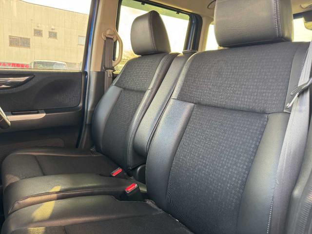 N-BOXカスタム G・ターボLパッケージ 4WD ナビ バックカメラ Bluetooth機能 両側電動スライドドア マニュアルモード パドルシフト クルーズコントロール ステアリングリモコン 横滑り防止装置 オートライト ETC(24枚目)