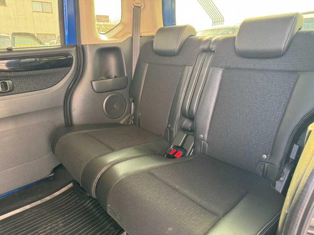 N-BOXカスタム G・ターボLパッケージ 4WD ナビ バックカメラ Bluetooth機能 両側電動スライドドア マニュアルモード パドルシフト クルーズコントロール ステアリングリモコン 横滑り防止装置 オートライト ETC(26枚目)