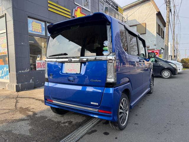 N-BOXカスタム G・ターボLパッケージ 4WD ナビ バックカメラ Bluetooth機能 両側電動スライドドア マニュアルモード パドルシフト クルーズコントロール ステアリングリモコン 横滑り防止装置 オートライト ETC(35枚目)