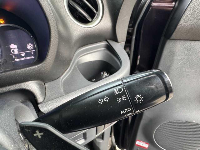 スペーシアカスタム GSターボ 4WD 片側電動スライドドア マニュアルモード パドルシフト クルーズコントロール ステアリングリモコン スマートキー オートライト ETC(12枚目)
