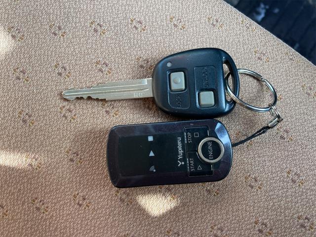L 4WD キーレスエントリー 電動格納ミラー ベンチシート AT 盗難防止システム CD USB ミュージックプレイヤー接続可 アルミホイール 衝突安全ボディ エアコン パワーステアリング(35枚目)
